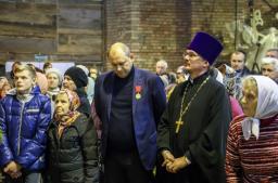Архиерейское богослужение в день памяти святителя Тихона