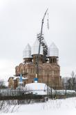 Установка конструкций центрального купола и креста на Свято-Тихоновском храме Установка конструкций центрального купола и креста на Свято-Тихоновском храме