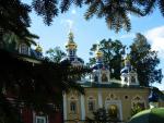 Внутри Печерского монастыря